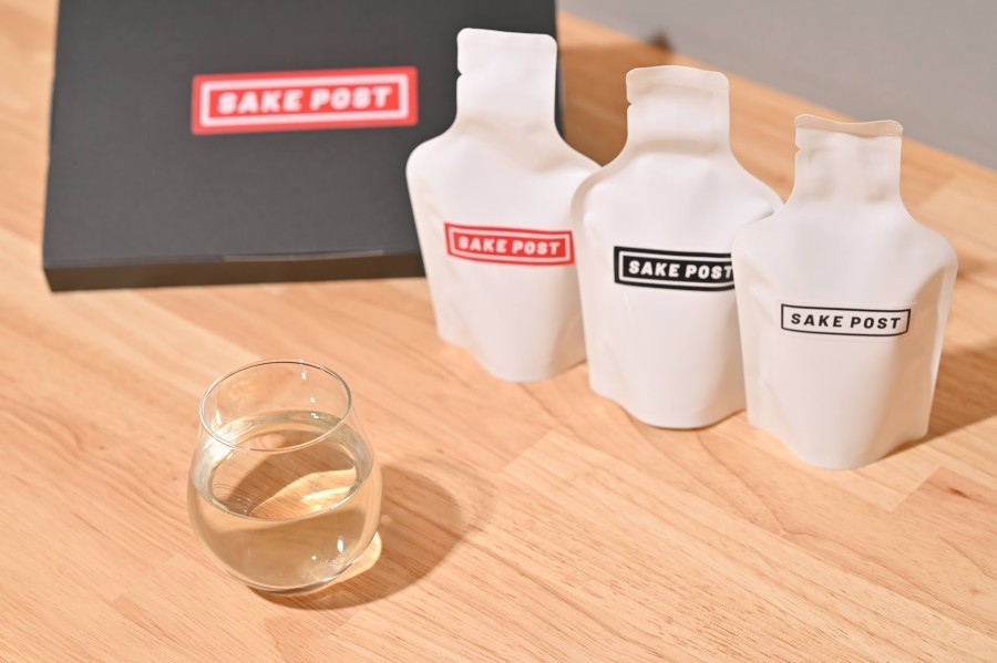 Ideal for sake beginners. SAKEPOST, a regular delivery service where you can enjoy a small amount of sake to compare.